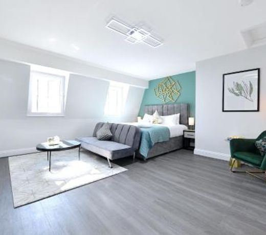 Waterloo Hub Residences