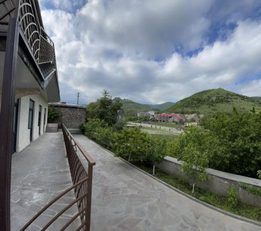 Yolyans Hotel