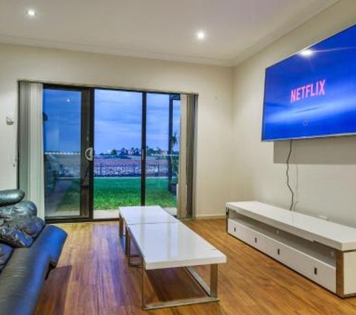 34 Gnulli Court