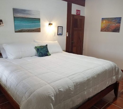 The BNB on Triggerfish Close to the airport