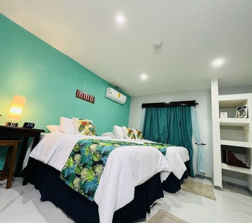 One South Place Hotel