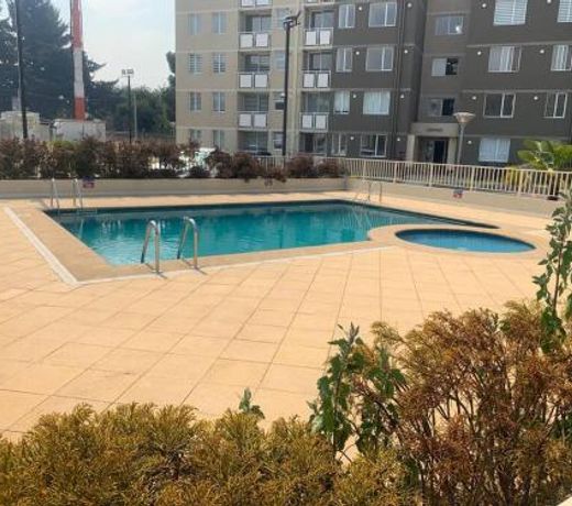 Depto full equipado con estacionamiento y piscina