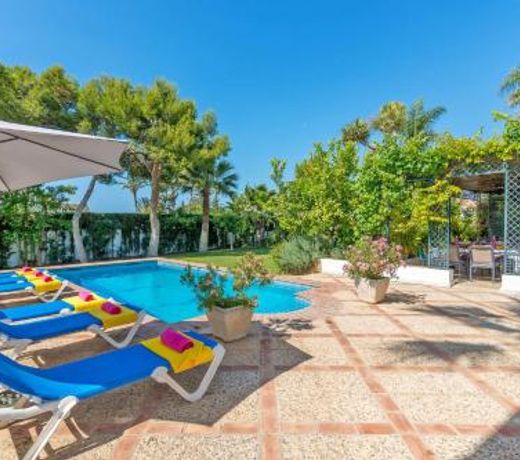 Villa Cortijo Viejo by Villa Plus