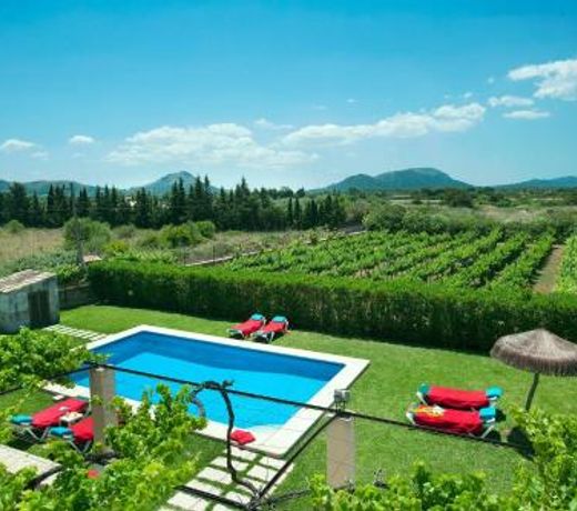 Villa Guaita by Villa Plus