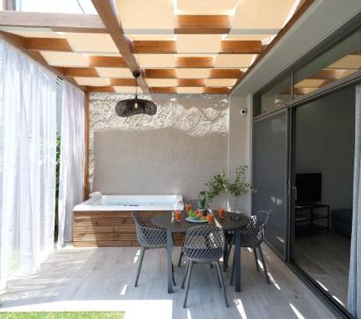 Al Mare Selective Accommodation