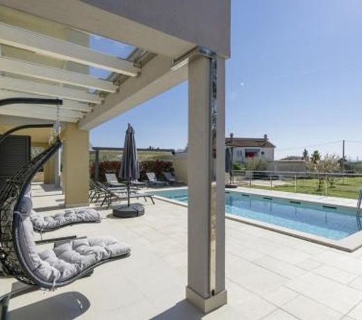 Villa Valentina in Krnica - Haus fur 8-9 Personen
