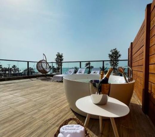Share Suites Bat-Yam