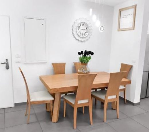 Beach Suite Israel 5rm Jacuzzi Spa Vacation Rental Apartment ×××¨×ª × ××¤×© ×¦×××¨ 5×× ×¢× ××× ××§××× ×¡×¤× ××××¨ ×××©×¨