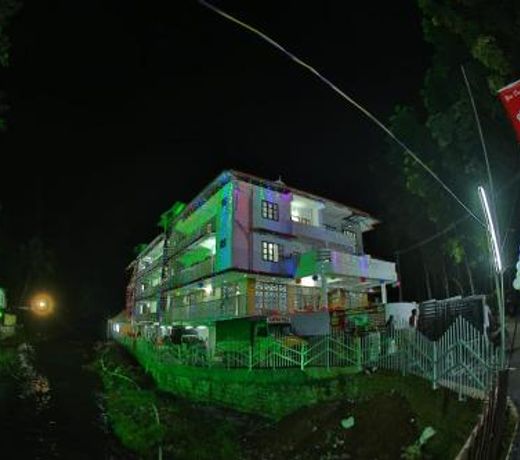 Thodupuzha 4-bhk Luxury Home awy from home
