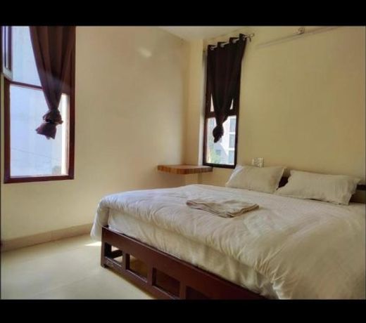 Tatsat Hostel