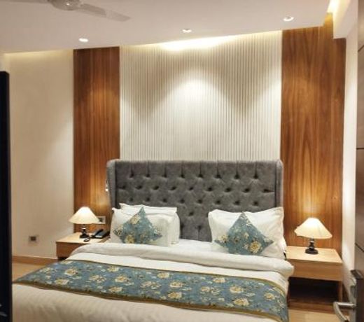 AHR Notting hill the Mall, Mussoorie