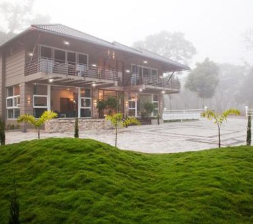 StayVista at Coffee & Mist