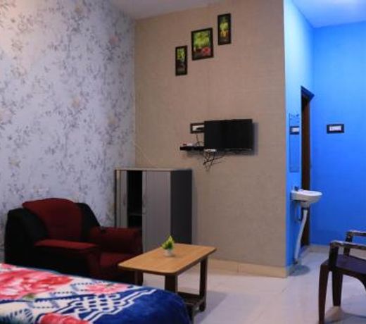 Pinetree Residency