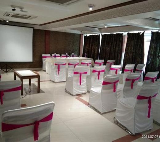 Hotel Amrit Residency