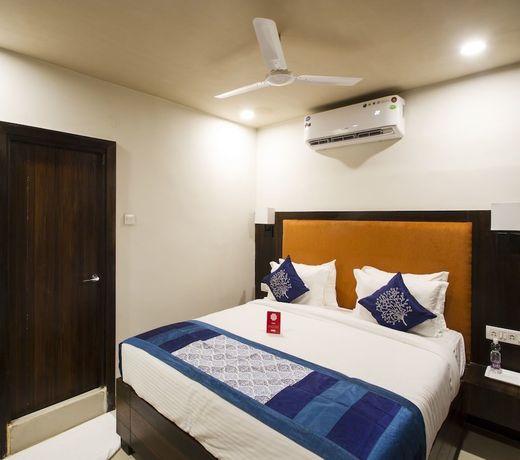 Collection O 7601 Hotel Park Heights Banjara Hills