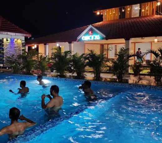 Chirooss resort