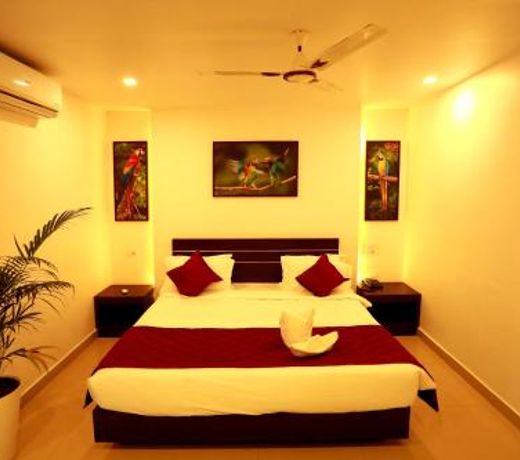 ORFILA INN Airport Hotel