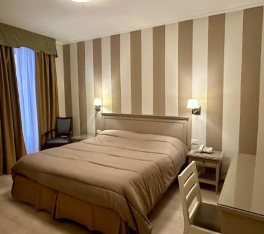 Hotel Bristol