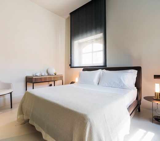 Byssus Suites