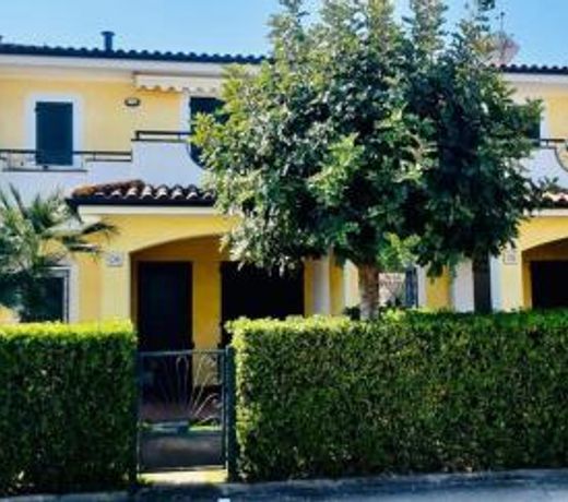 Villa Claudia a 400m dal mare