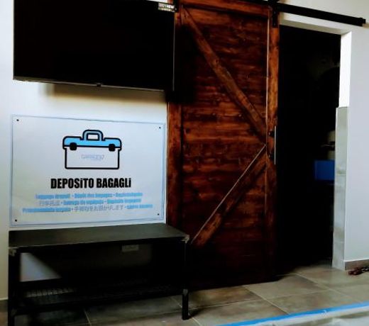 GARAGE47 Storica Officina Meccanica LOFT B&B iN PIENZA