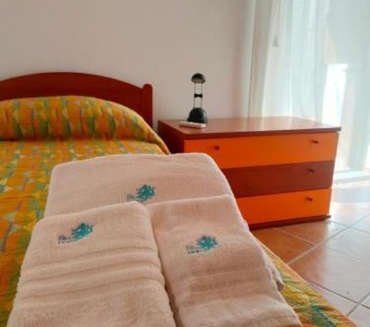 BLU HOME TRINACRIA
