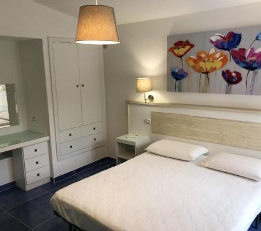 2 bedrooms house at Maratea 50 m away from the beach with sea view enclosed garden and wifi