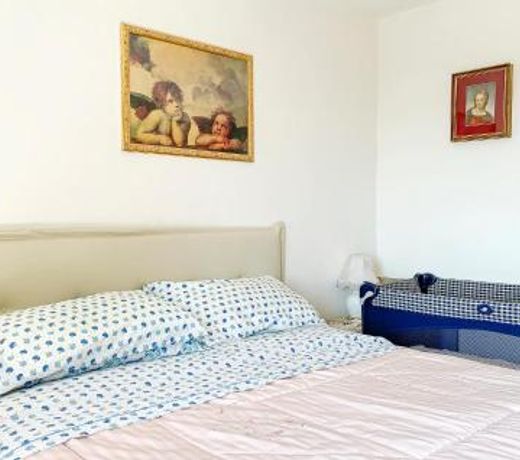 Awesome apartment in Grotte di Castro with WiFi and 2 Bedrooms