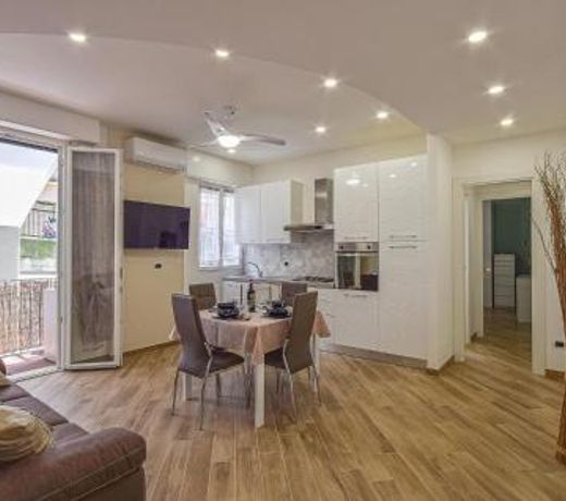 Amazing apartment in Genova with 1 Bedrooms and WiFi