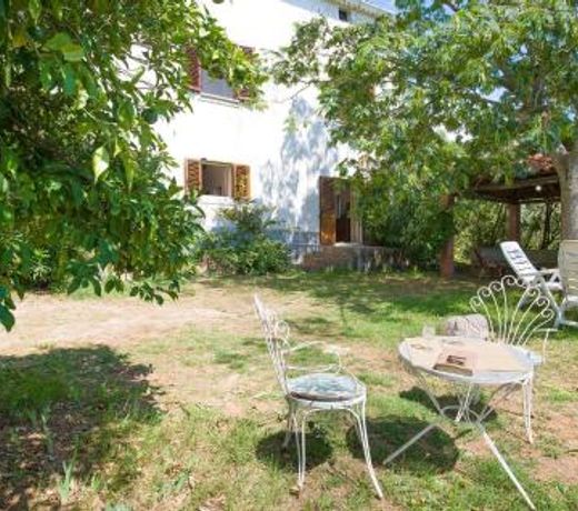Awesome home in Cetraro with 2 Bedrooms