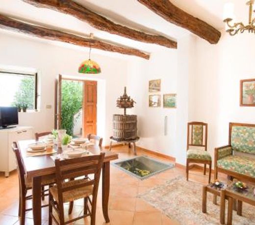 Awesome home in Cetraro with 2 Bedrooms