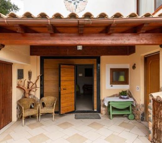 Domus Blanca Max