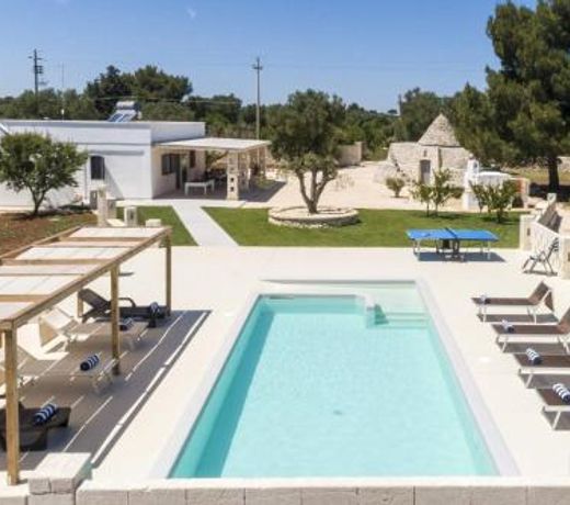 Villa Trullo Lofino by Villa Plus