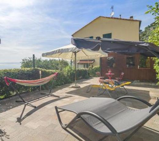 Stunning home in Camogli with WiFi and 2 Bedrooms