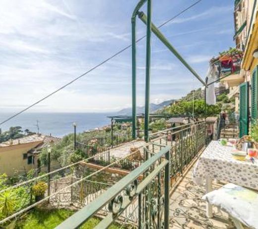 Stunning home in Camogli with WiFi and 2 Bedrooms