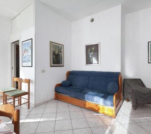 Welcoming apartment in Valbrona with shared pool