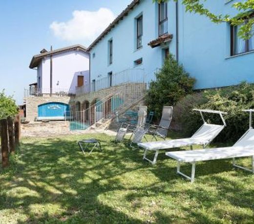 La Corte di Langa alloggio Agata