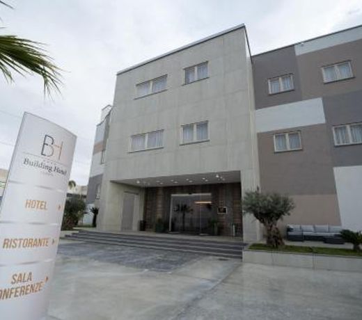 Building Hotel
