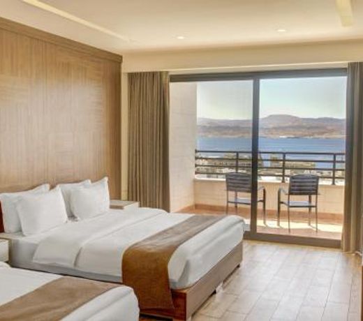 Luciana Hotel by BRATUS