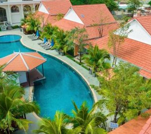 Sea Breeze Hotel & Villa