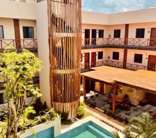 Punta Me Luxury Suites