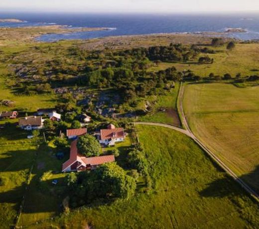 Studio Solbakke, modern studio close to sea