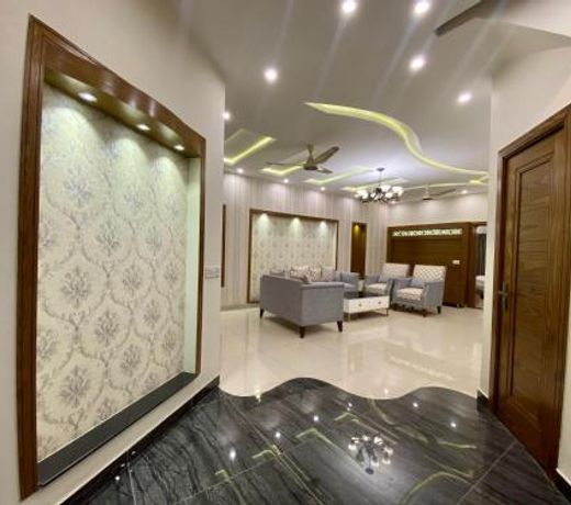 Luxury Guest House in Bahria Town