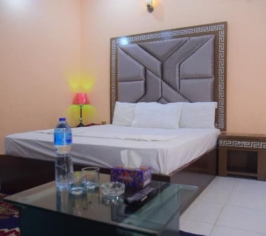 Hotel Shaheen Continental Multan