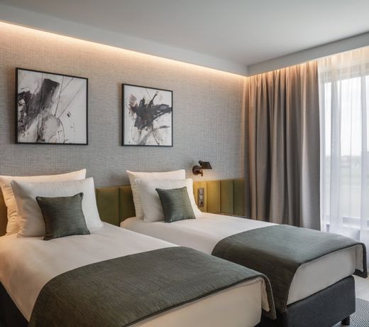 Q Hotel Plus Wrocław Bielany