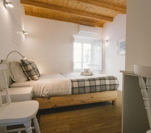 Best Houses 61 - Lusiadas II