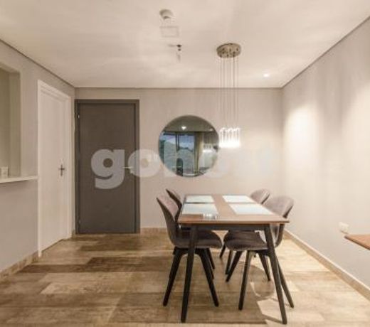 Encantador Apartamento en Villa Morra 1D004