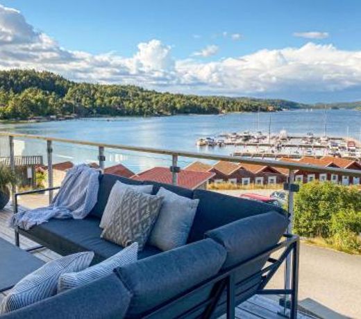 Stunning apartment in Svanesund with 2 Bedrooms and WiFi