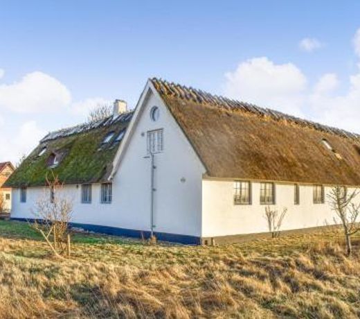 Amazing home in Staffanstorp with WiFi and 8 Bedrooms