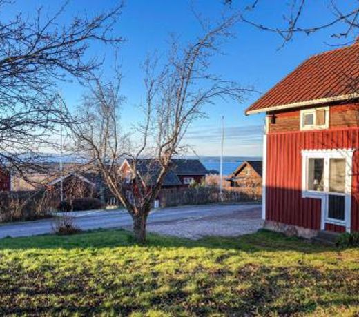 Awesome home in Rttvik with